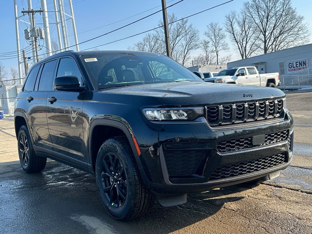 2026 Jeep Grand Cherokee Laredo Crestwood KY