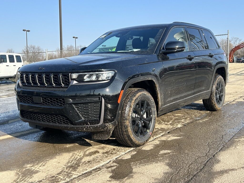 2026 Jeep Grand Cherokee Laredo Crestwood KY