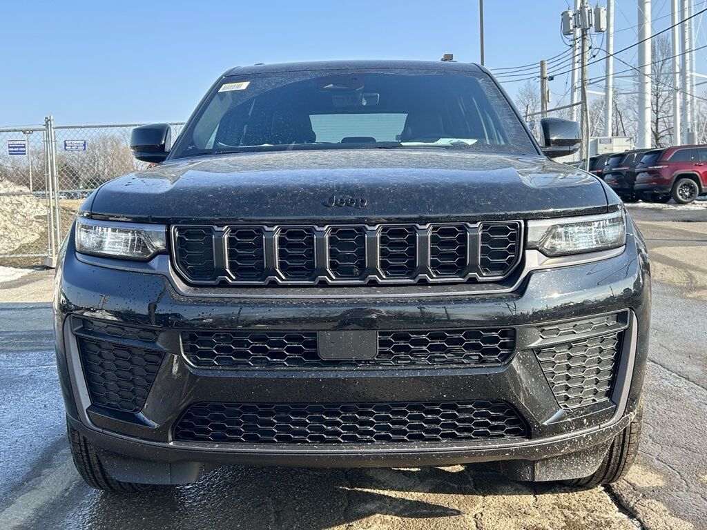 2026 Jeep Grand Cherokee Laredo Crestwood KY