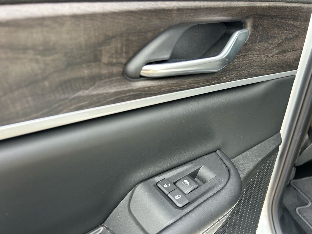 2026 Jeep Grand Cherokee Laredo Crestwood KY