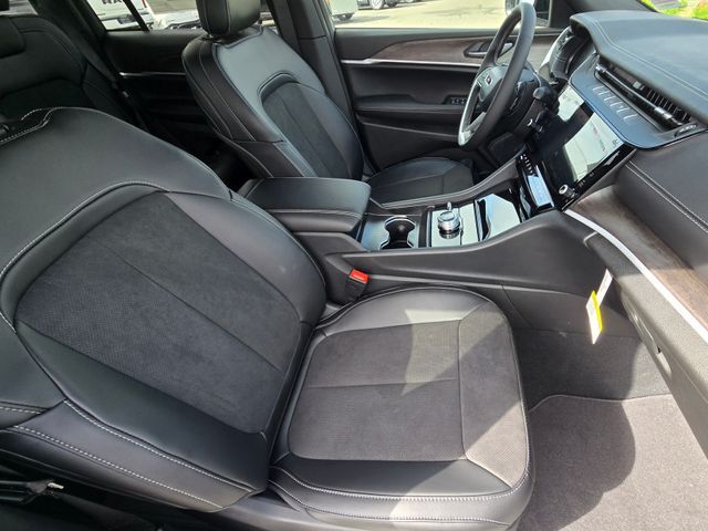 2026 Jeep Grand Cherokee Laredo Folsom CA