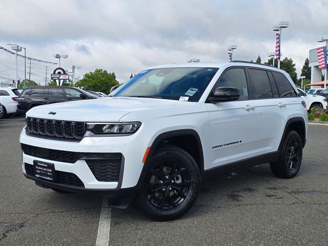 2026 Jeep Grand Cherokee Laredo