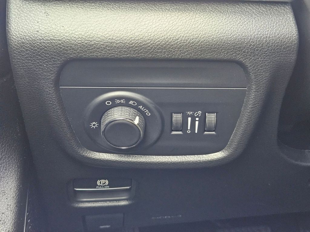 2026 Jeep Grand Cherokee Laredo Gresham OR