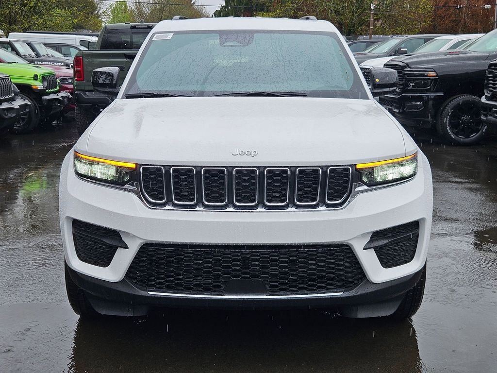 2026 Jeep Grand Cherokee Laredo Gresham OR