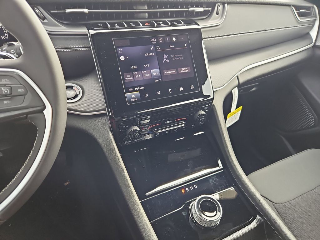 2026 Jeep Grand Cherokee Laredo Gresham OR