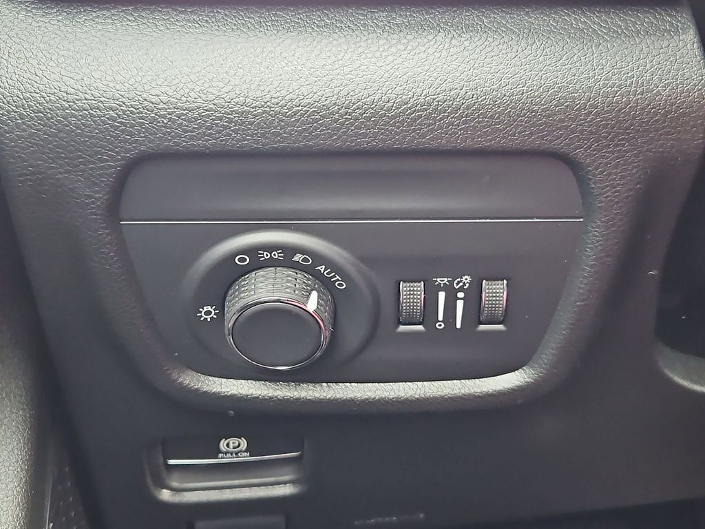 2026 Jeep Grand Cherokee Laredo Gresham OR