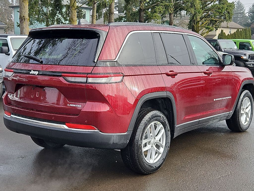 2026 Jeep Grand Cherokee Laredo Gresham OR