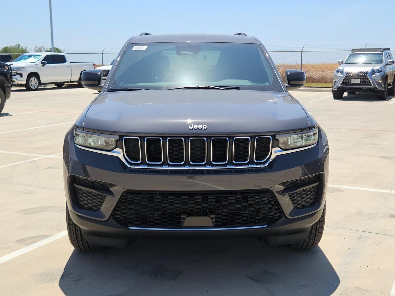 2026 Jeep Grand Cherokee Laredo Castroville TX