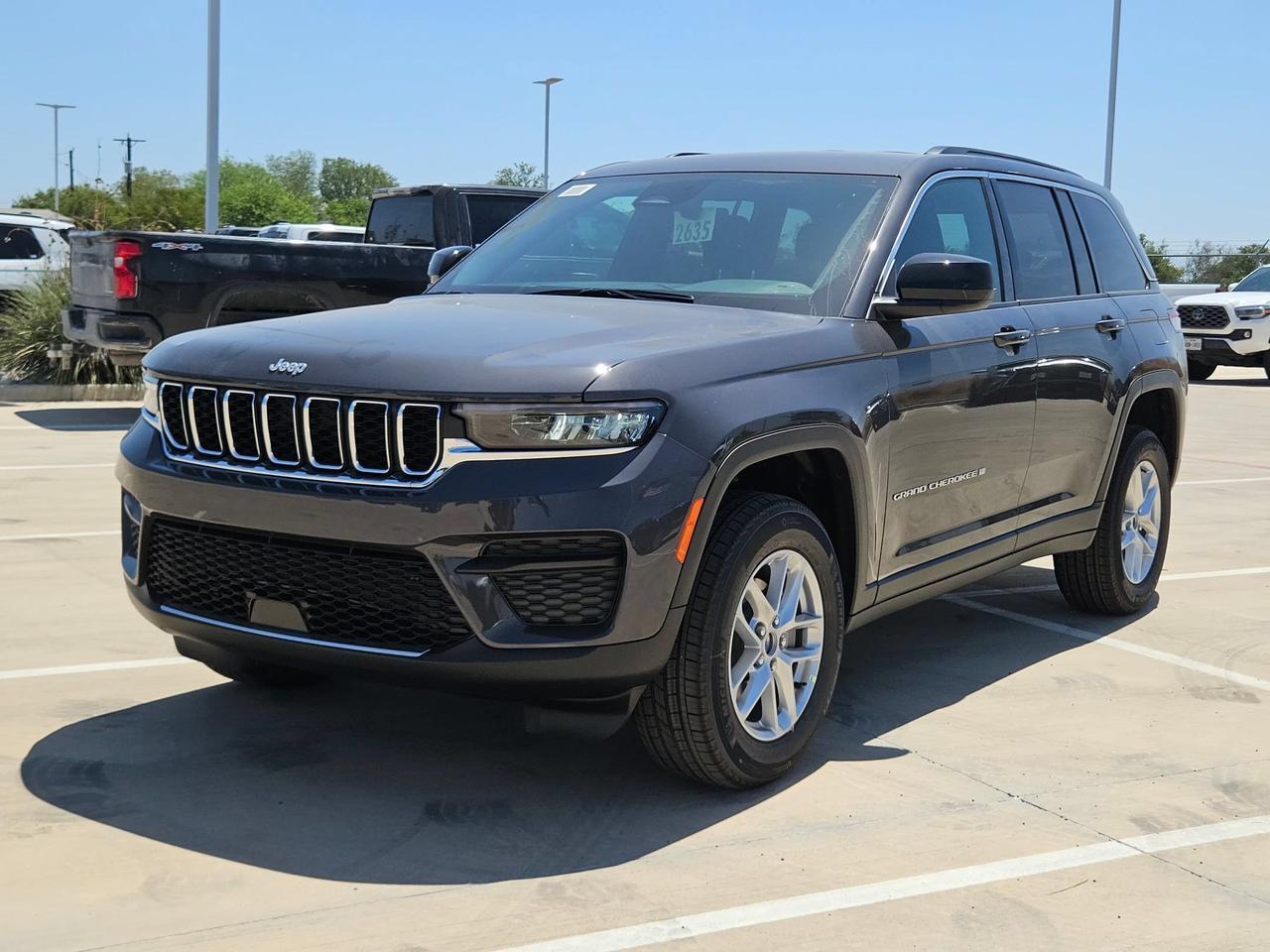 2026 Jeep Grand Cherokee Laredo Castroville TX