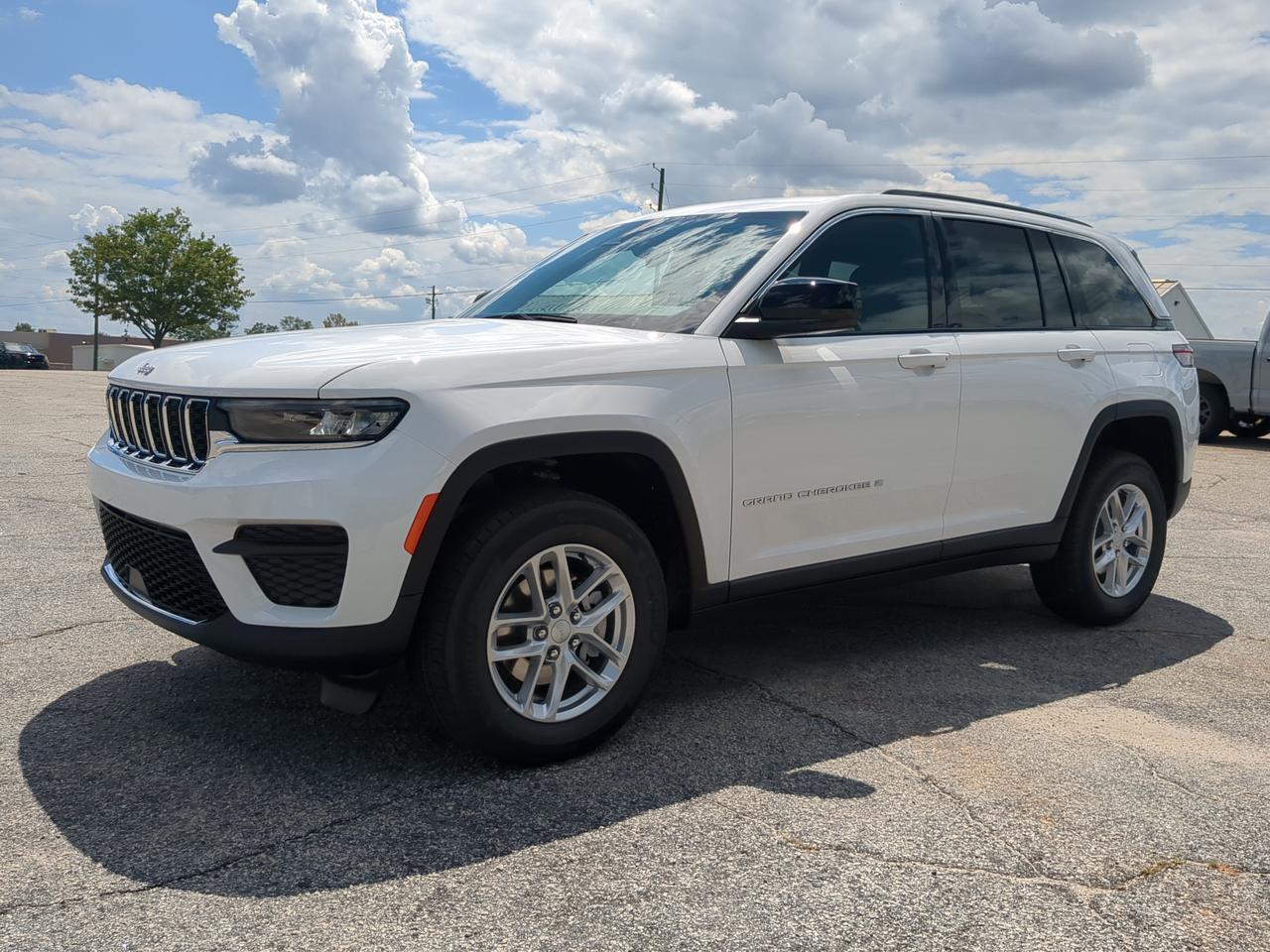 2026 Jeep Grand Cherokee Laredo Winder GA