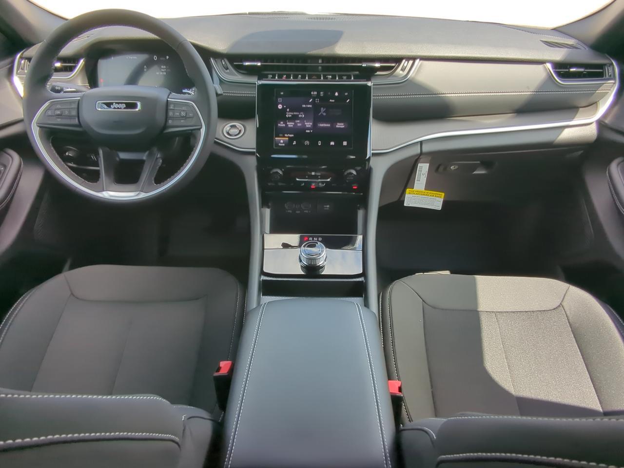 2026 Jeep Grand Cherokee Laredo Winder GA