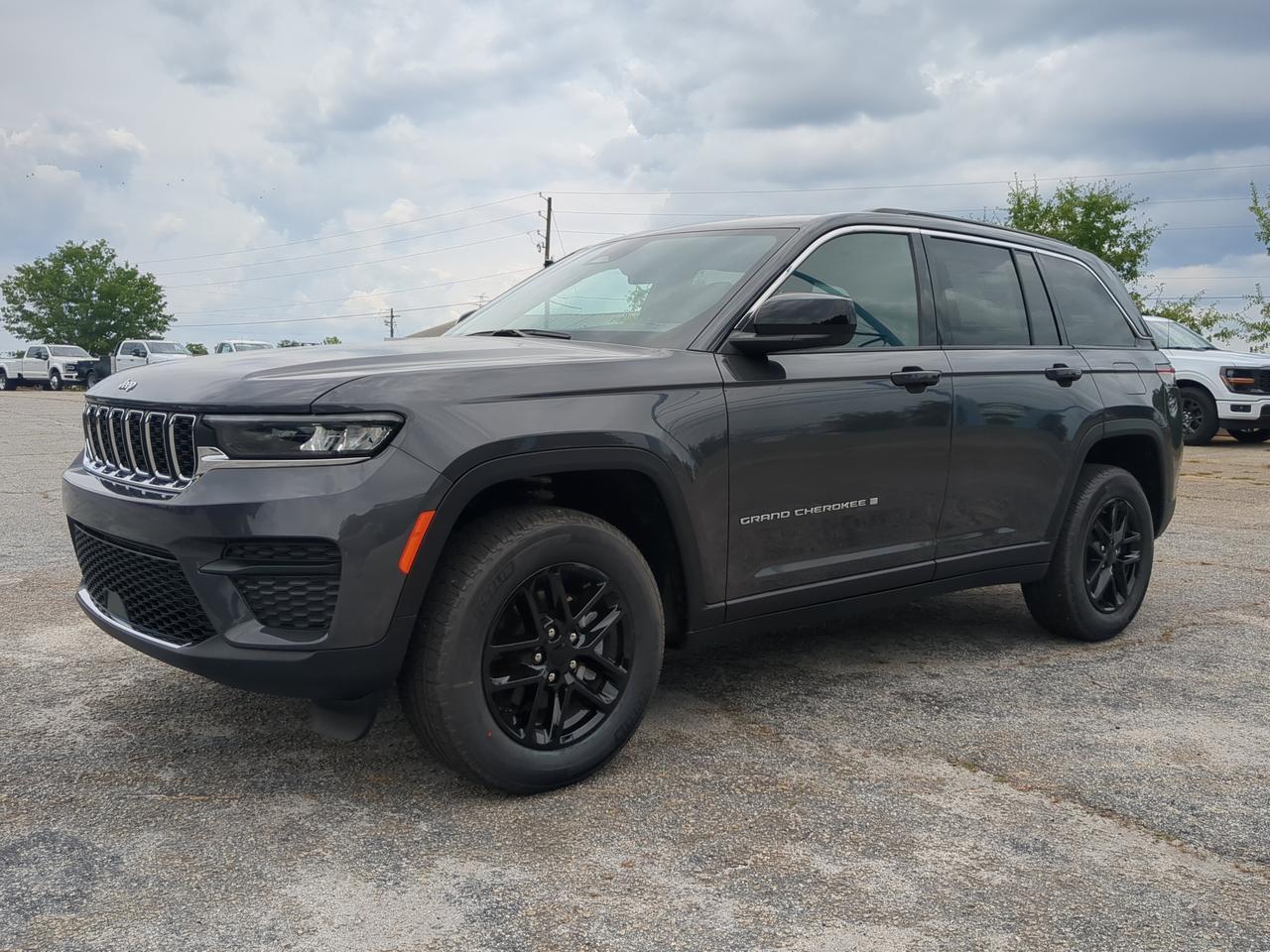 2026 Jeep Grand Cherokee Laredo Winder GA