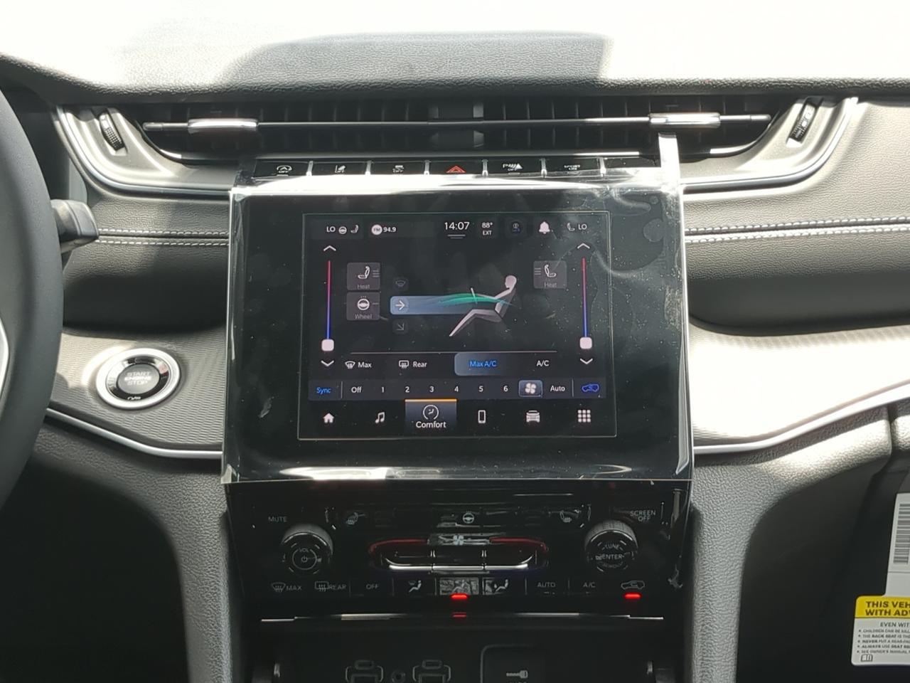 2026 Jeep Grand Cherokee Laredo X Appleton WI