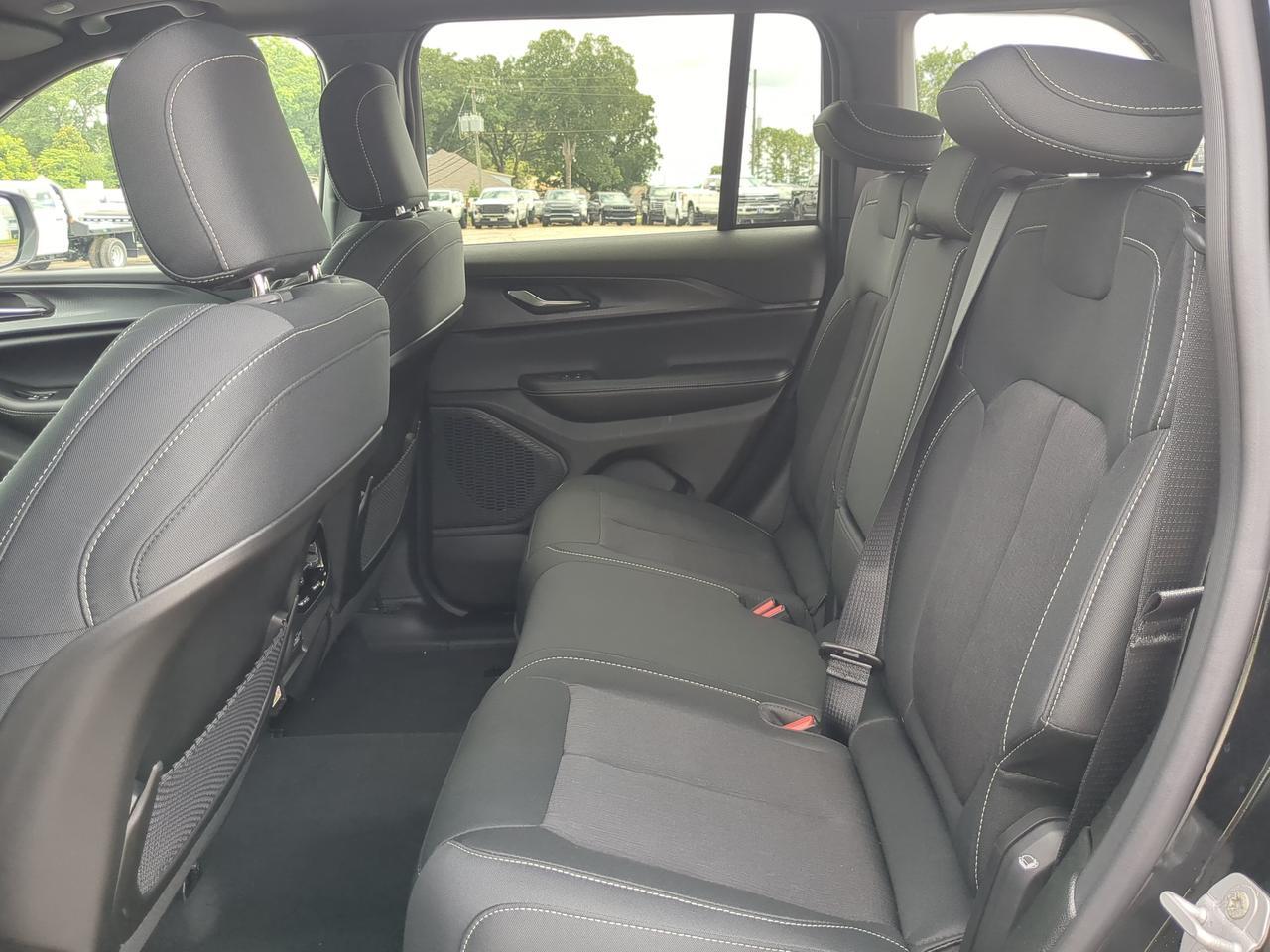 2026 Jeep Grand Cherokee Laredo X Appleton WI