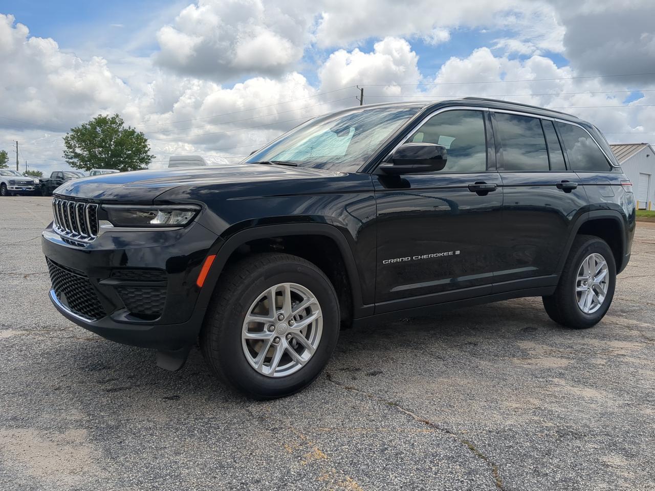 2026 Jeep Grand Cherokee Laredo X Appleton WI