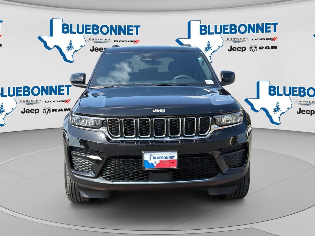 2026 Jeep Grand Cherokee Laredo X
