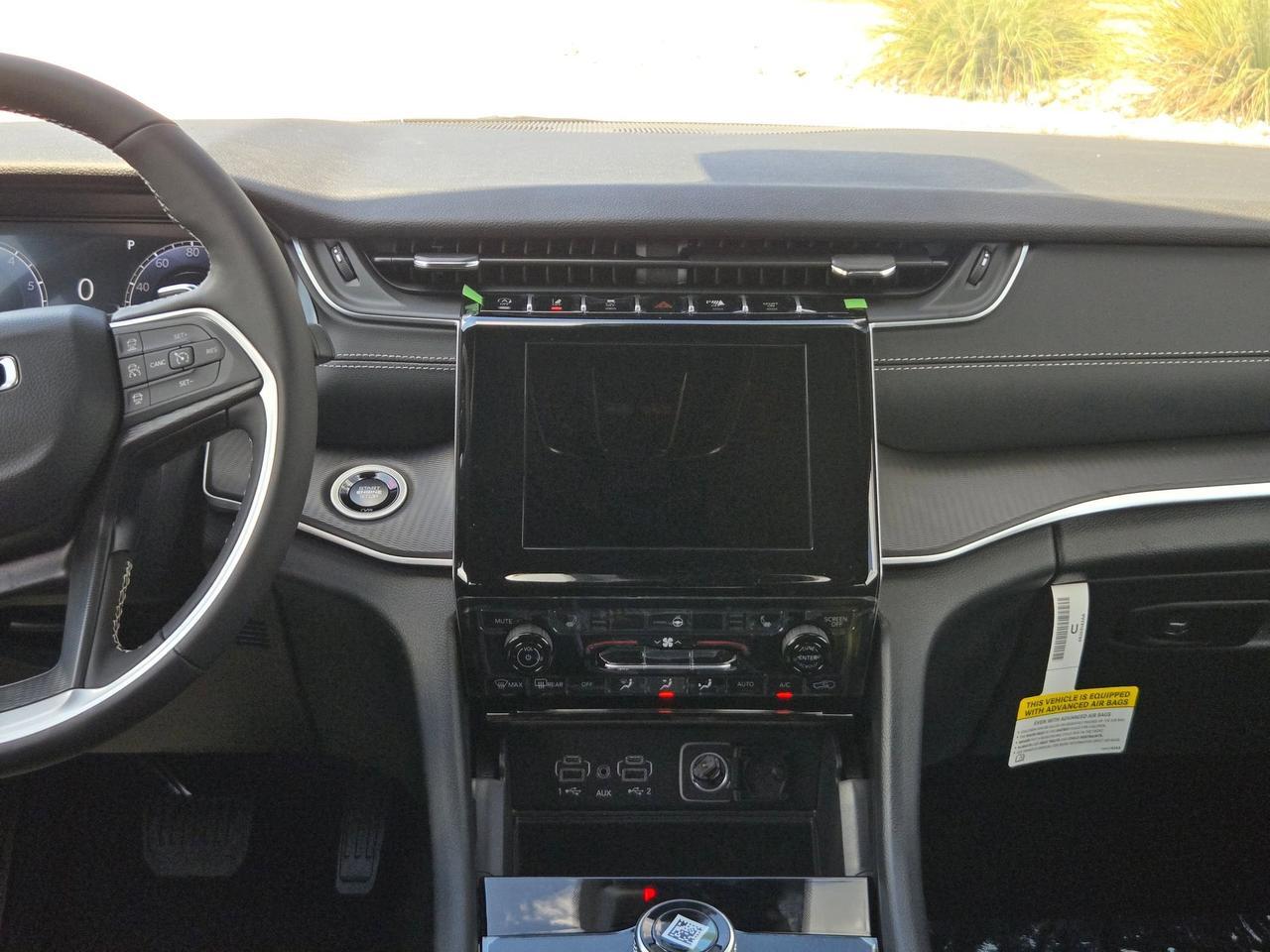 2026 Jeep Grand Cherokee Laredo X Castroville TX