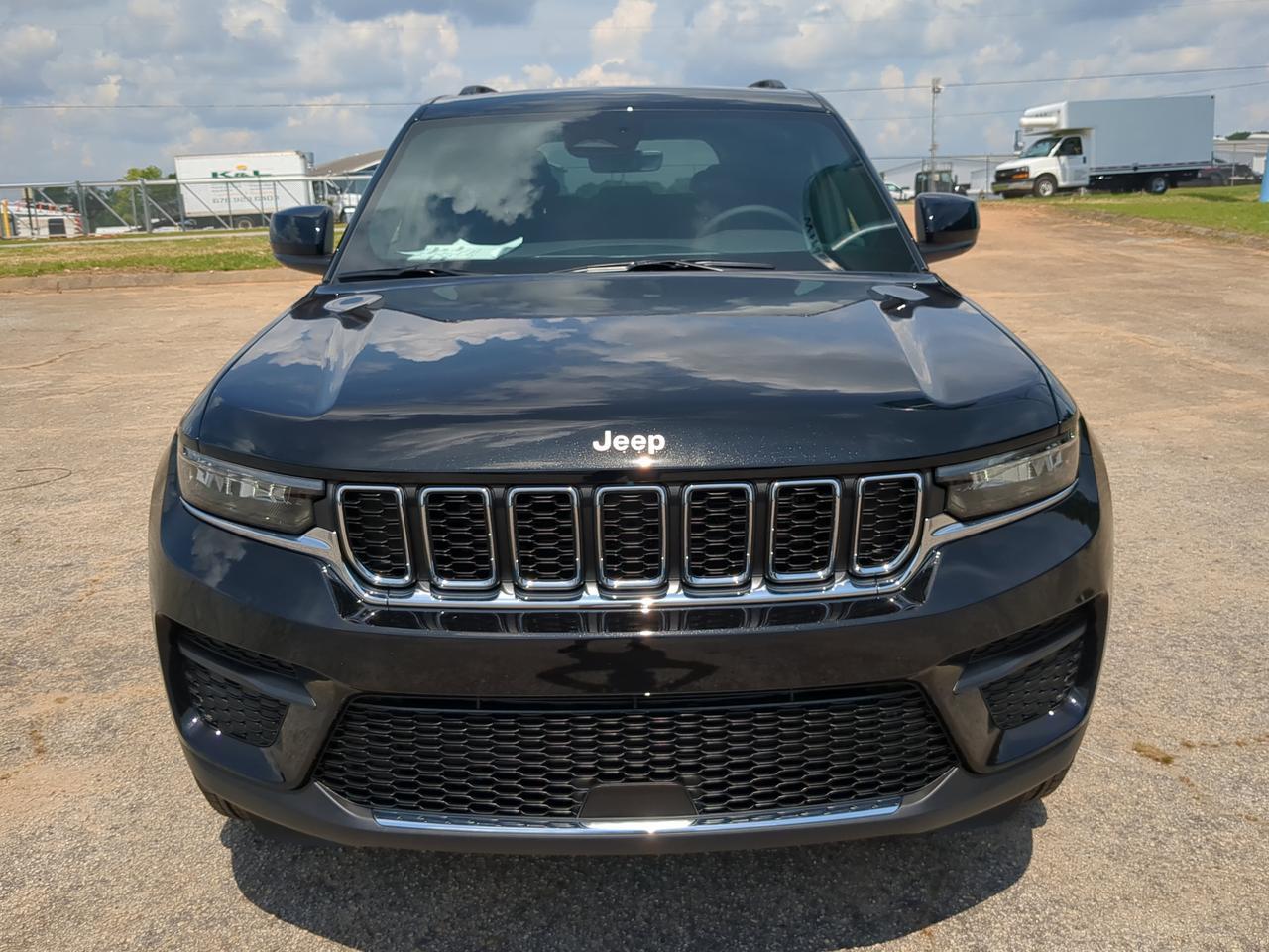2026 Jeep Grand Cherokee Laredo X Winder GA