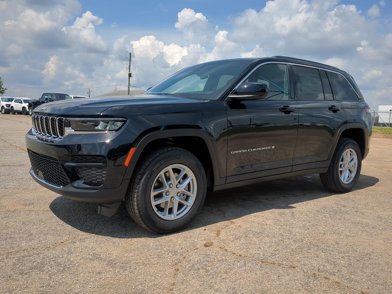 2026 Jeep Grand Cherokee Laredo X Winder GA