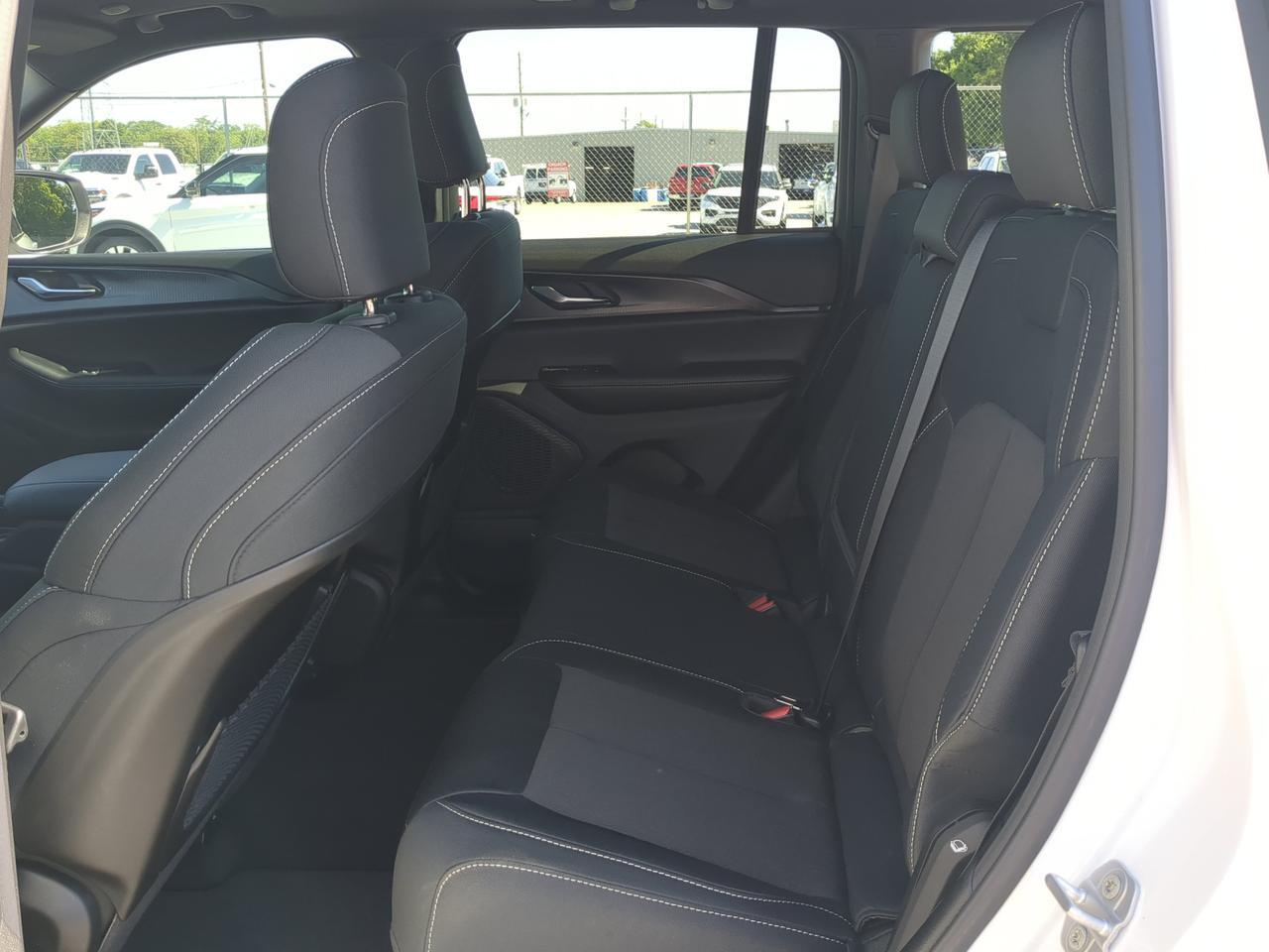 2026 Jeep Grand Cherokee Laredo X Winder GA