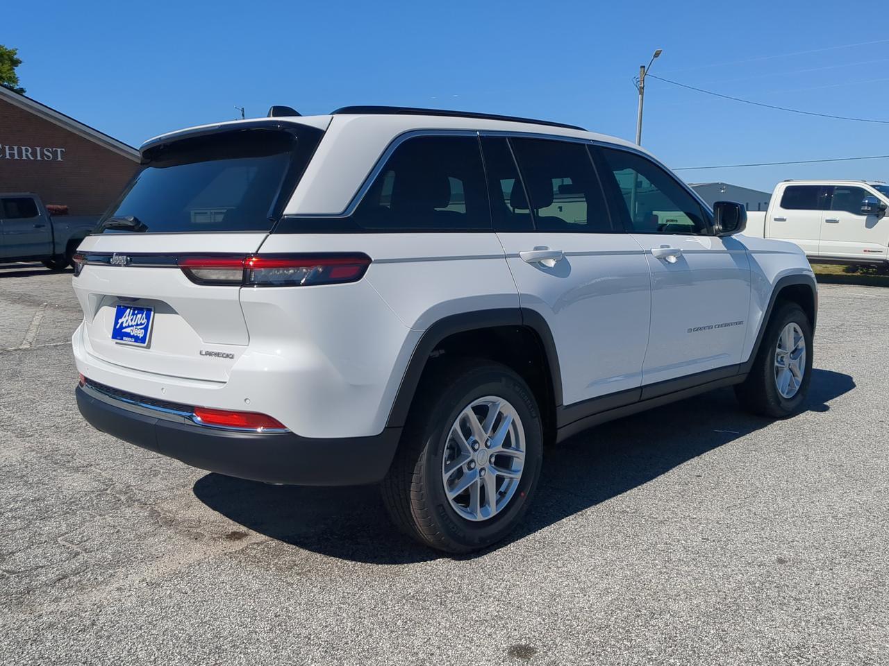 2026 Jeep Grand Cherokee Laredo X Winder GA