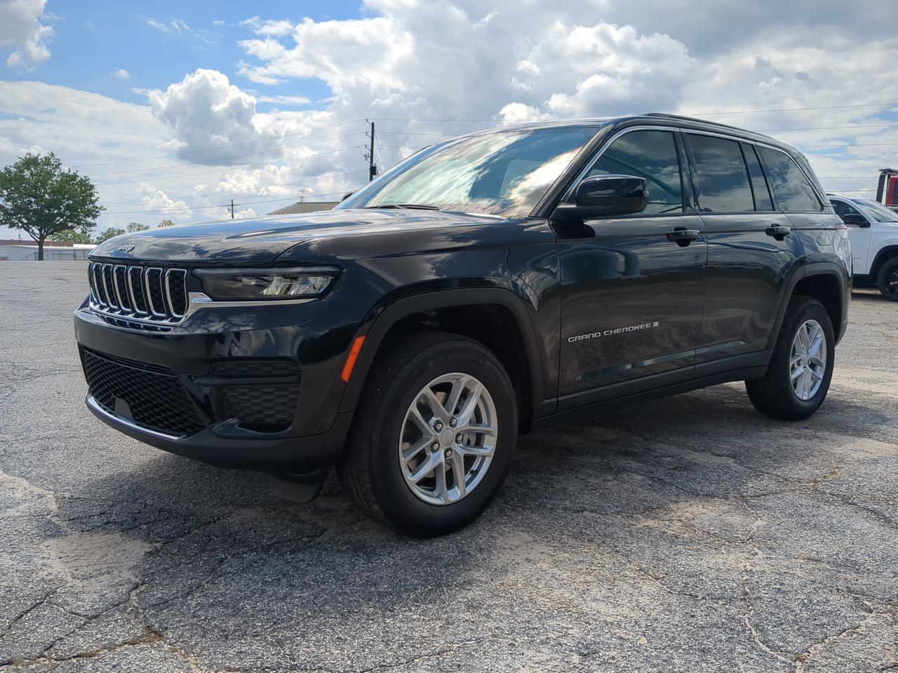 2026 Jeep Grand Cherokee Laredo X Winder GA