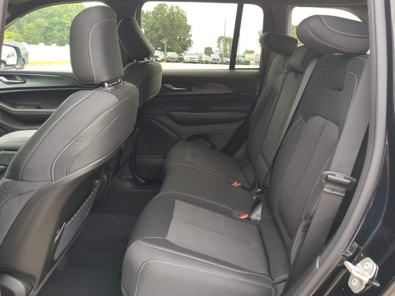2026 Jeep Grand Cherokee Laredo X Winder GA