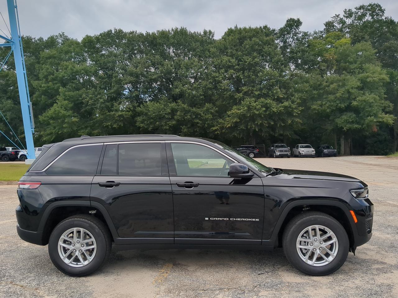 2026 Jeep Grand Cherokee Laredo X Winder GA