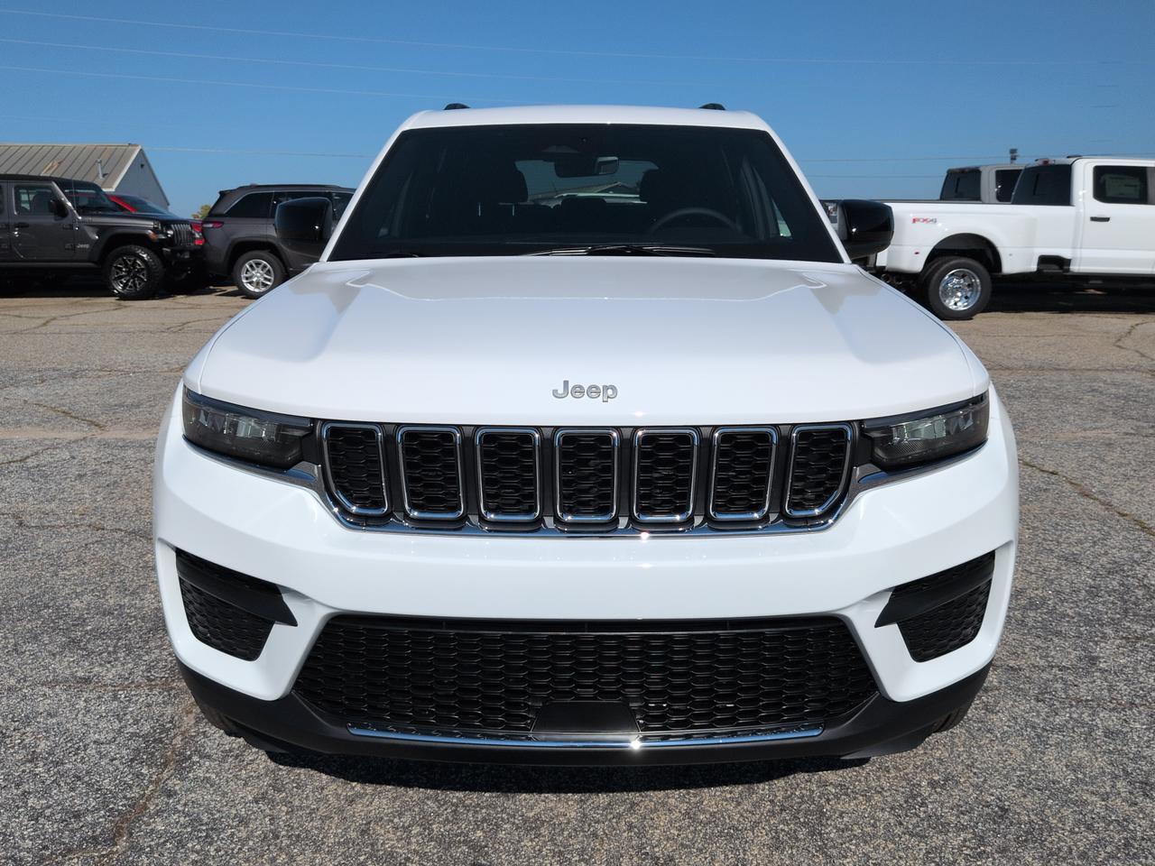 2026 Jeep Grand Cherokee Laredo X Winder GA
