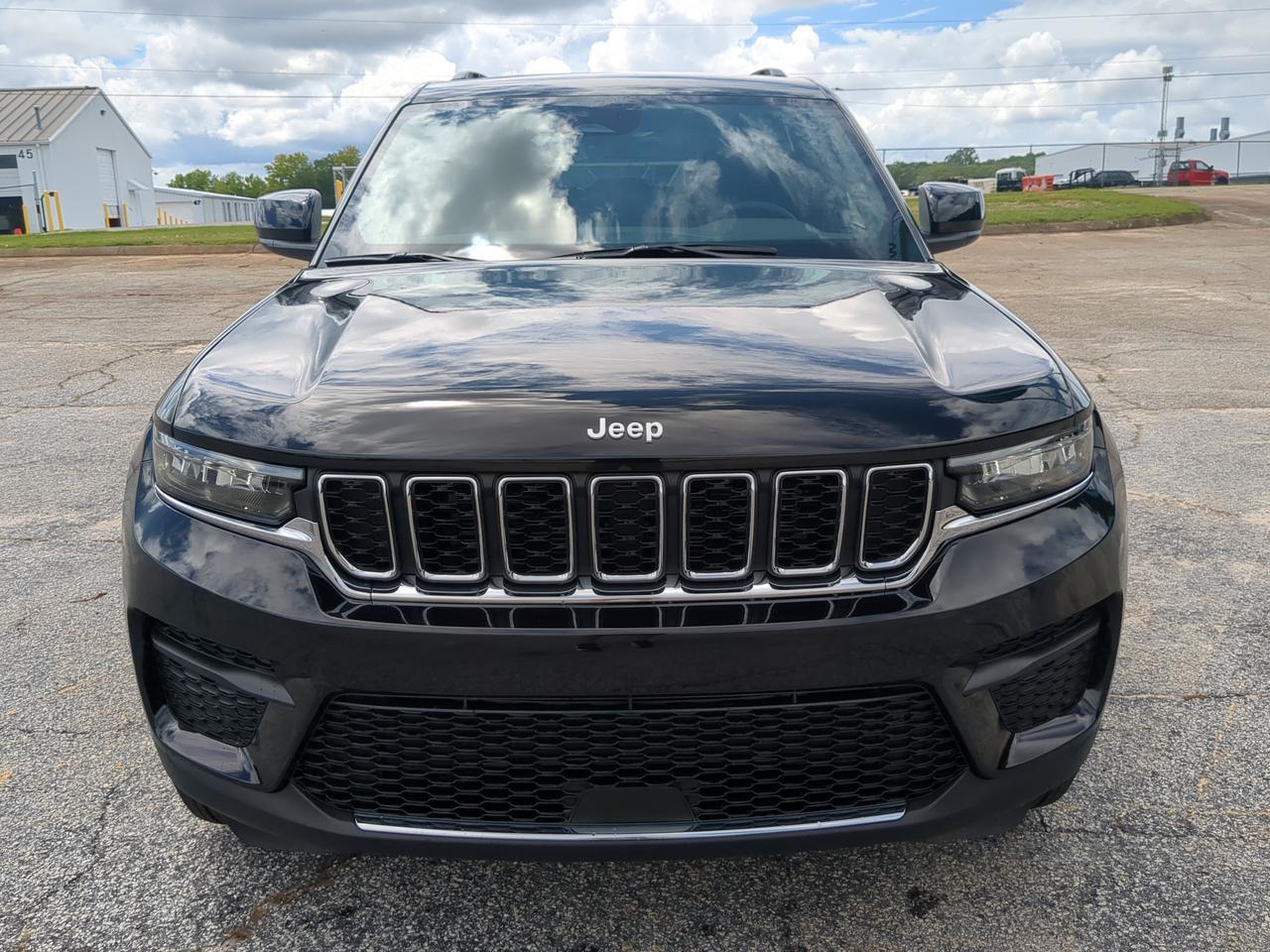 2026 Jeep Grand Cherokee Laredo X Winder GA