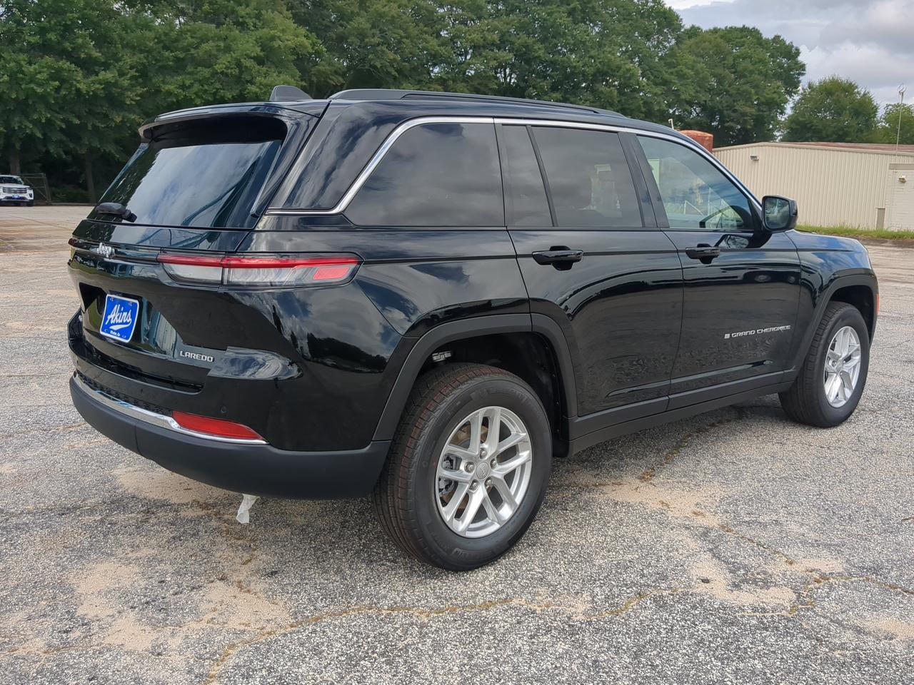 2026 Jeep Grand Cherokee Laredo X Winder GA