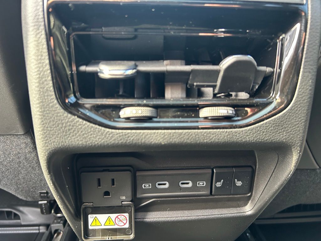 2026 Jeep Grand Cherokee Limited Crestwood KY