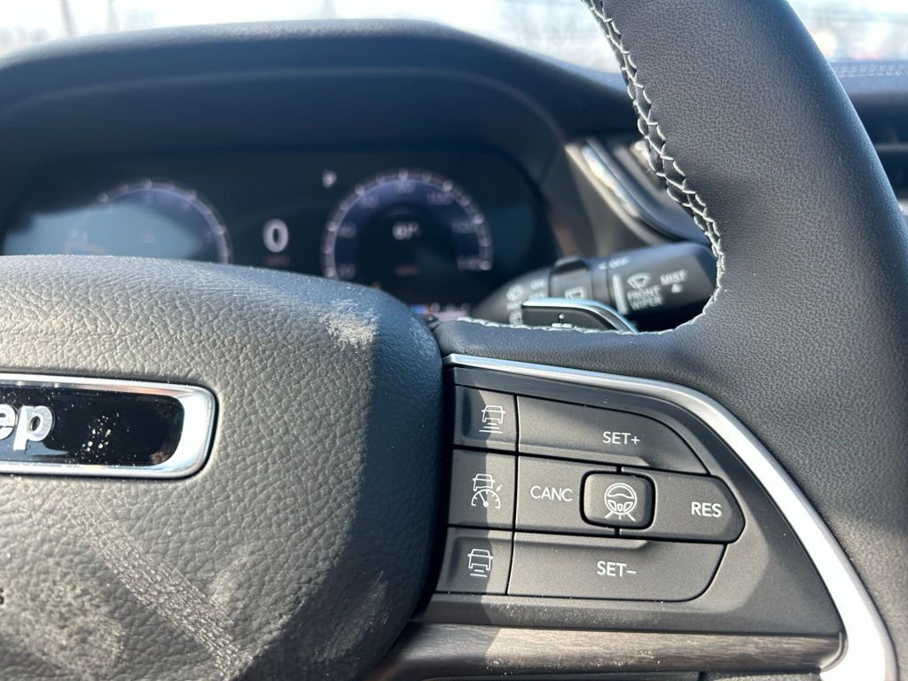 2026 Jeep Grand Cherokee Limited Crestwood KY