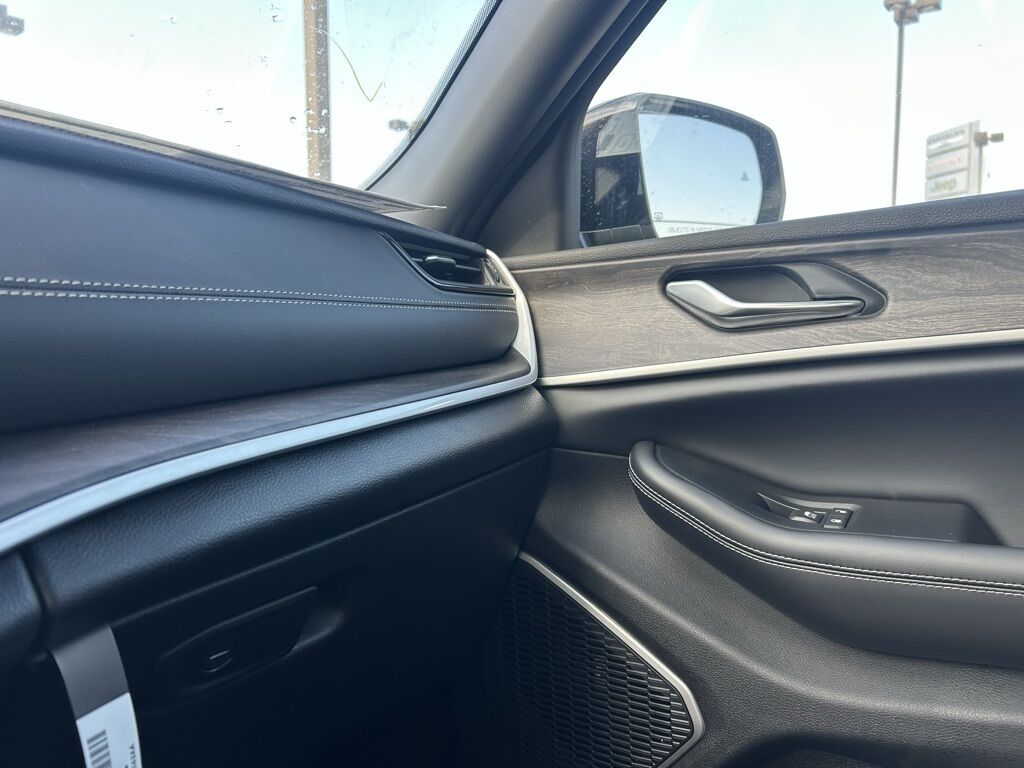 2026 Jeep Grand Cherokee Limited Crestwood KY