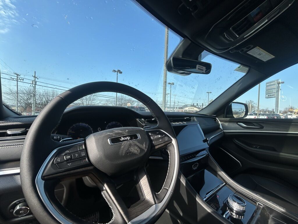 2026 Jeep Grand Cherokee Limited Crestwood KY