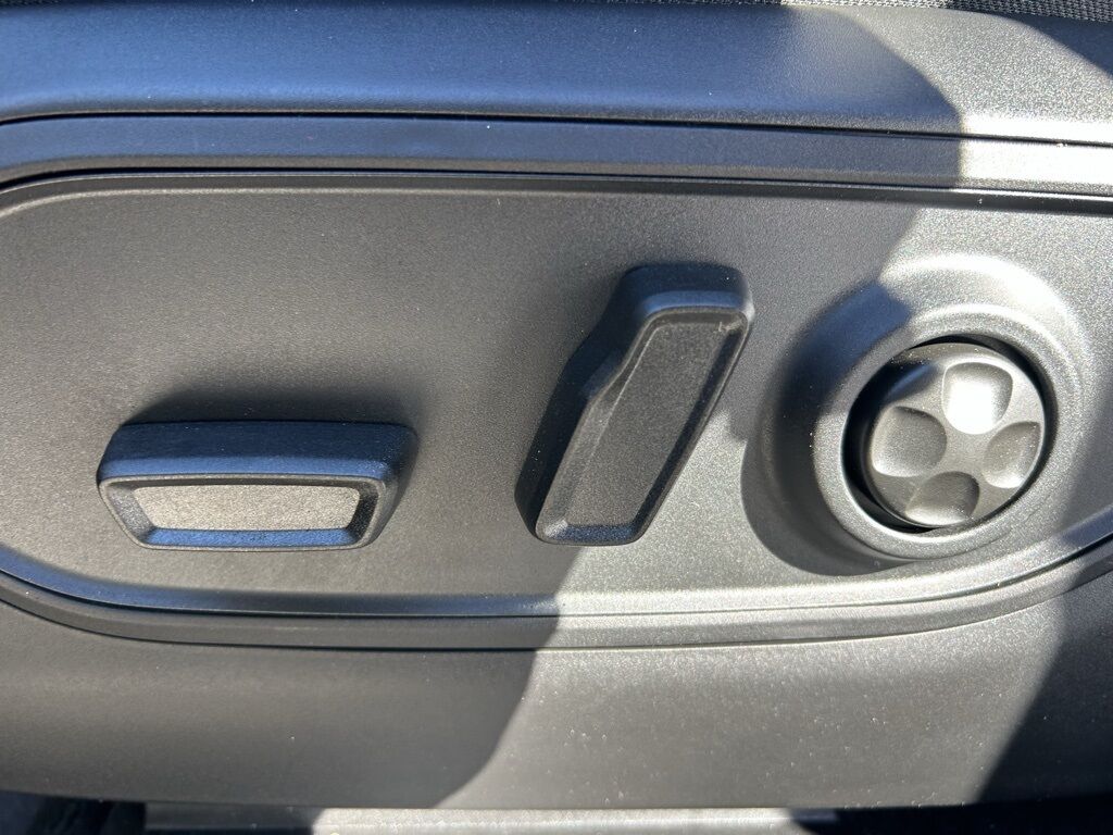 2026 Jeep Grand Cherokee Limited Crestwood KY