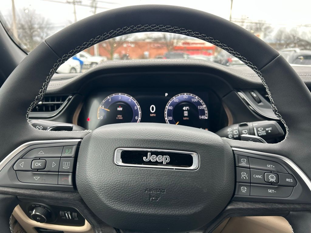 2026 Jeep Grand Cherokee Limited Crestwood KY