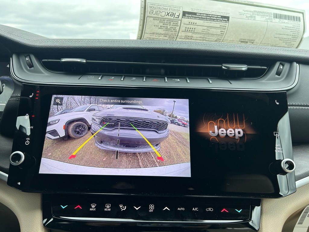 2026 Jeep Grand Cherokee Limited Crestwood KY