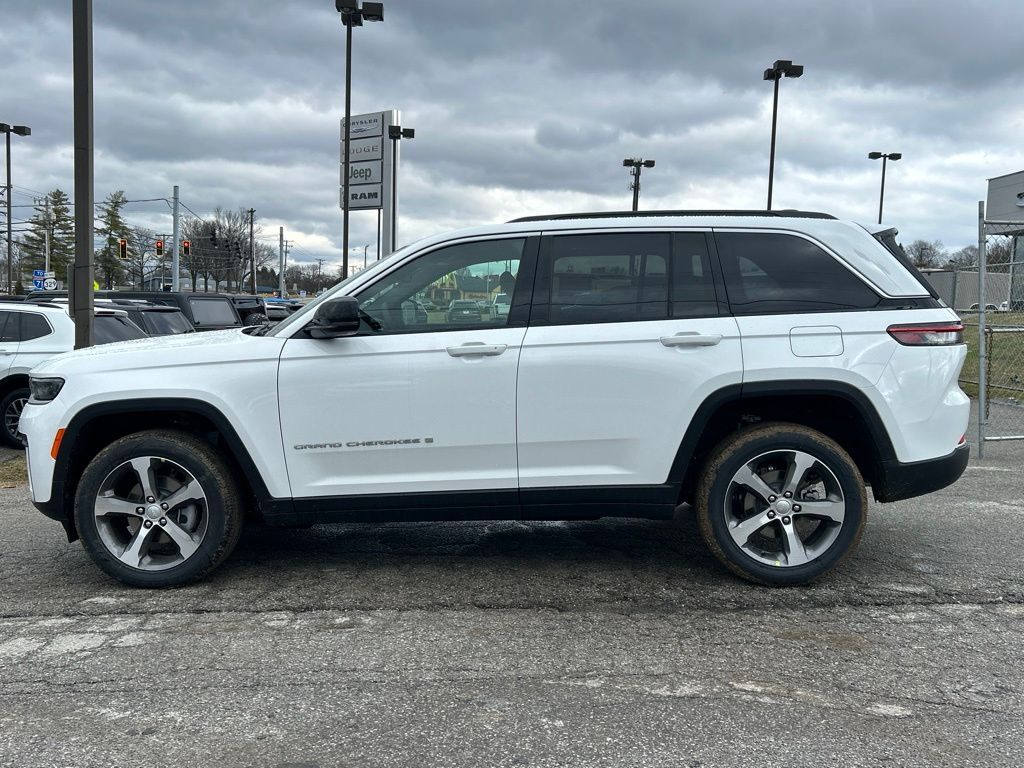 2026 Jeep Grand Cherokee Limited Crestwood KY