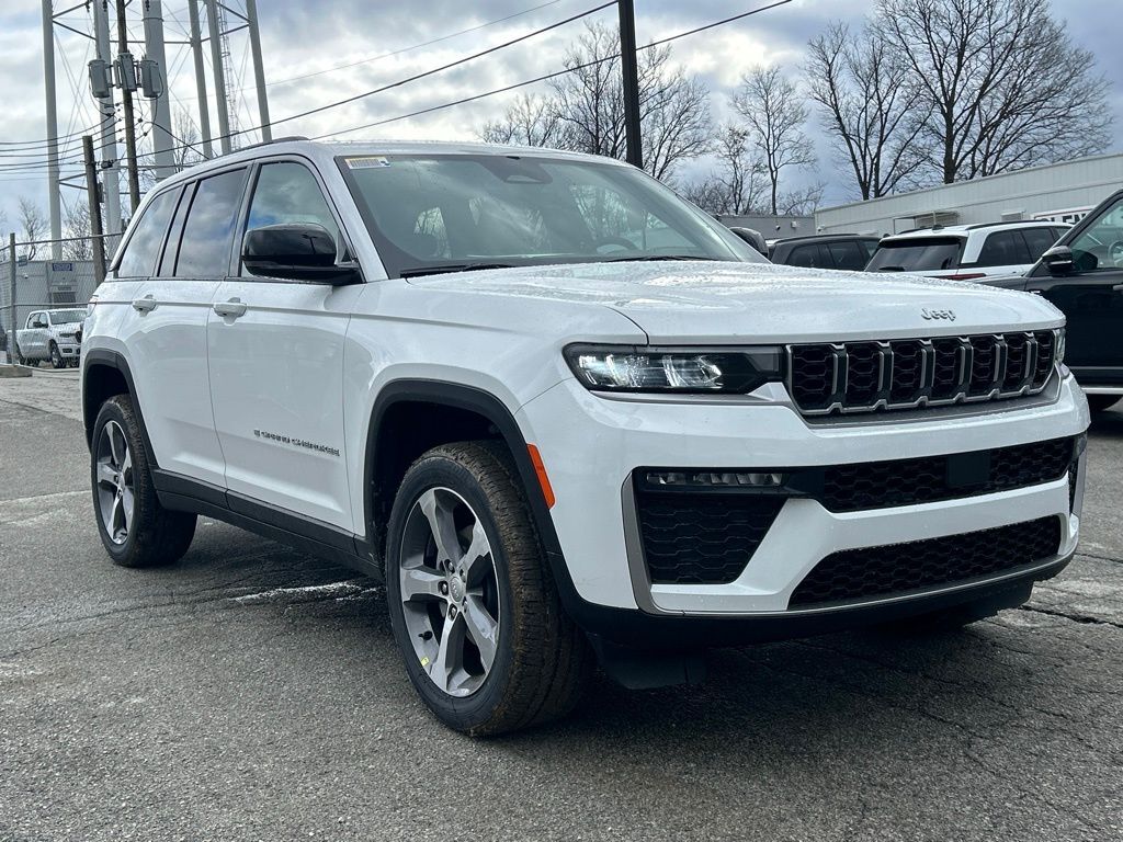 2026 Jeep Grand Cherokee Limited Crestwood KY