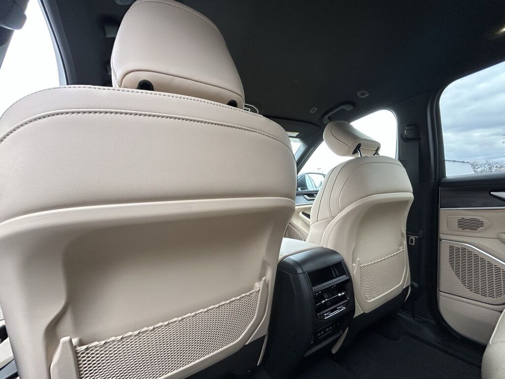 2026 Jeep Grand Cherokee Limited Crestwood KY