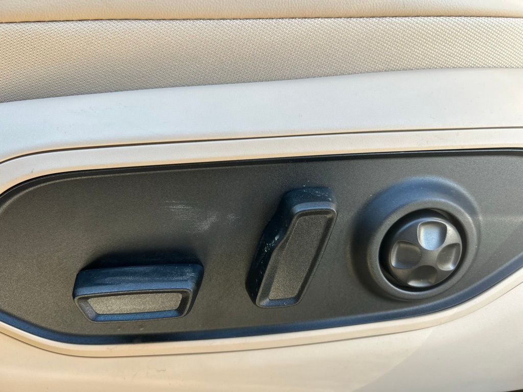 2026 Jeep Grand Cherokee Limited Crestwood KY