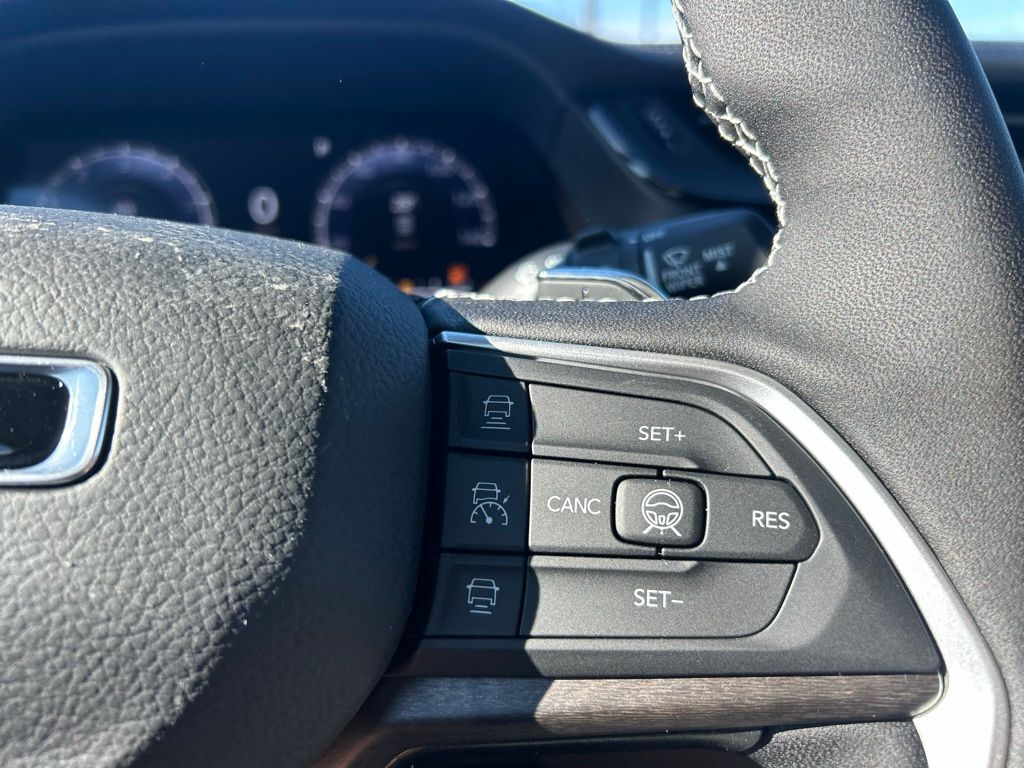 2026 Jeep Grand Cherokee Limited Crestwood KY