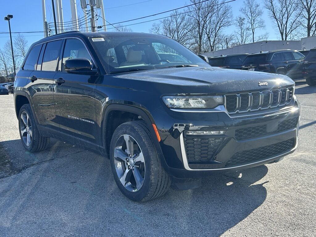 2026 Jeep Grand Cherokee Limited Crestwood KY