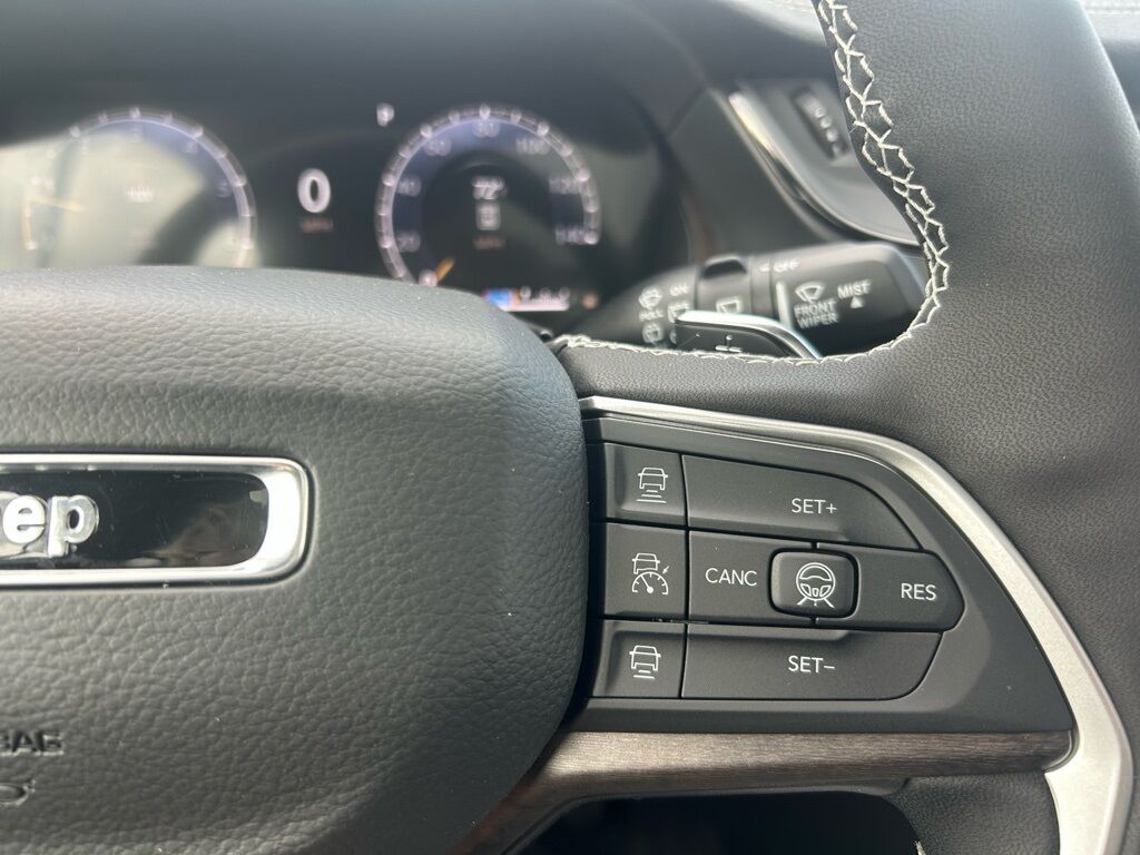 2026 Jeep Grand Cherokee Limited Crestwood KY