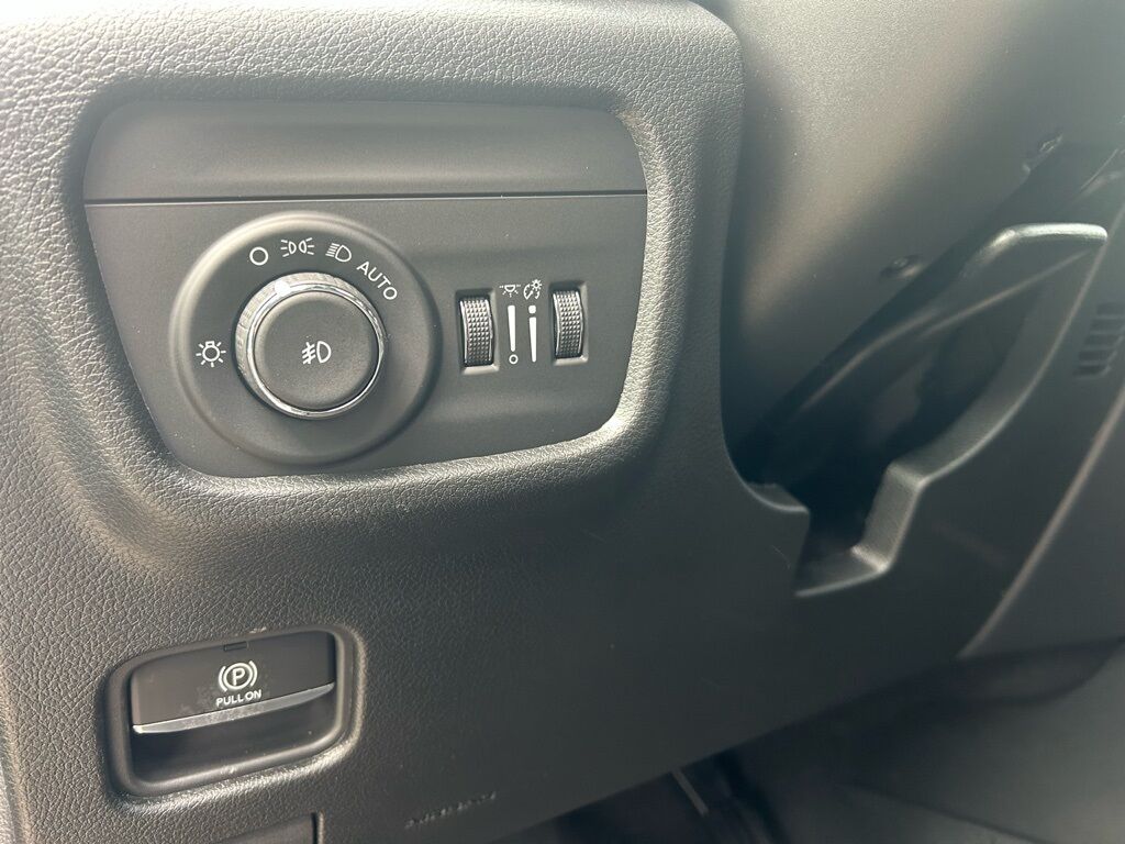 2026 Jeep Grand Cherokee Limited Crestwood KY