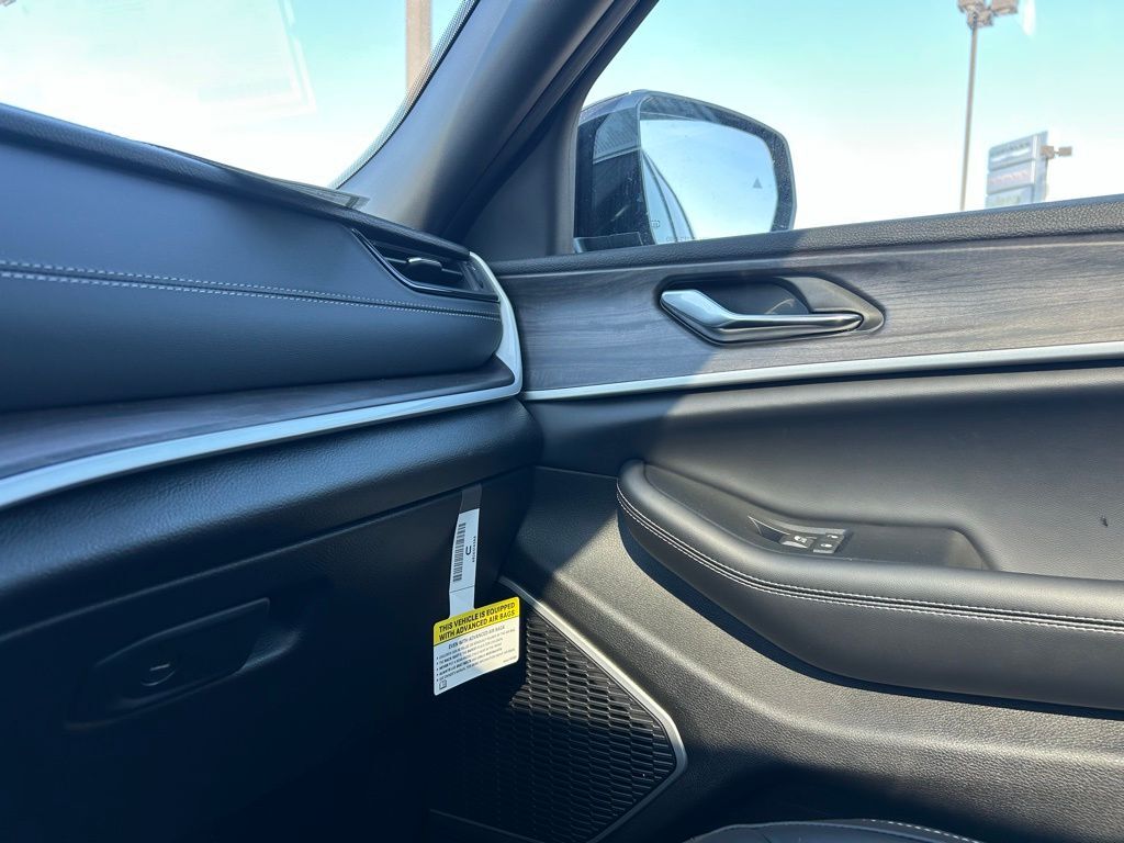 2026 Jeep Grand Cherokee Limited Crestwood KY