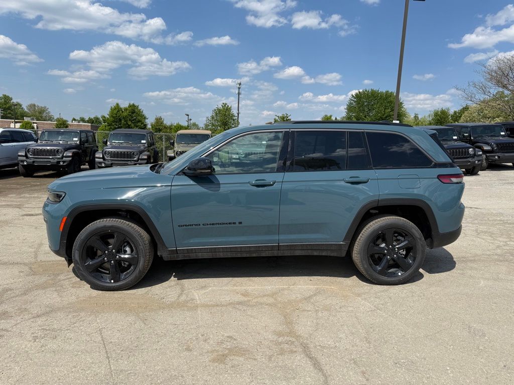 2026 Jeep Grand Cherokee Limited Crestwood KY