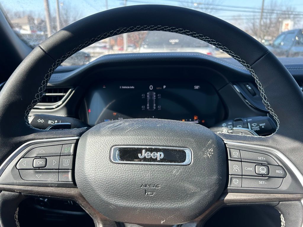 2026 Jeep Grand Cherokee Limited Crestwood KY