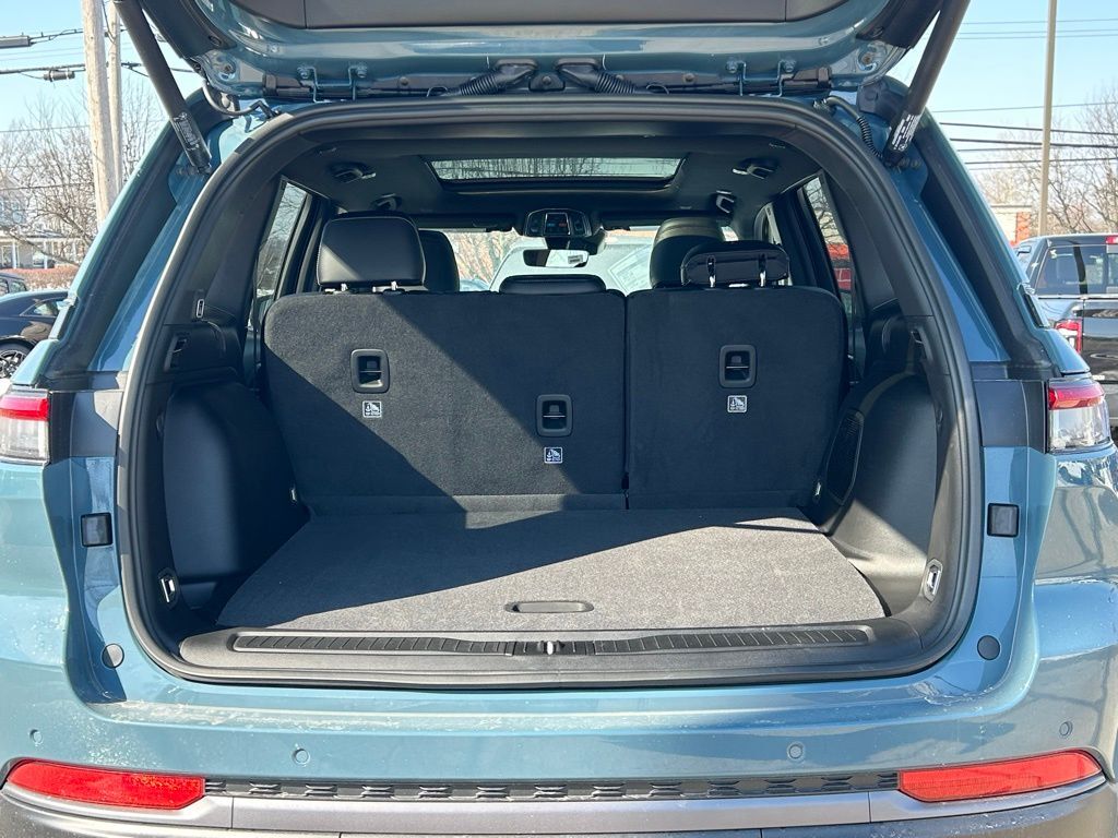 2026 Jeep Grand Cherokee Limited Crestwood KY